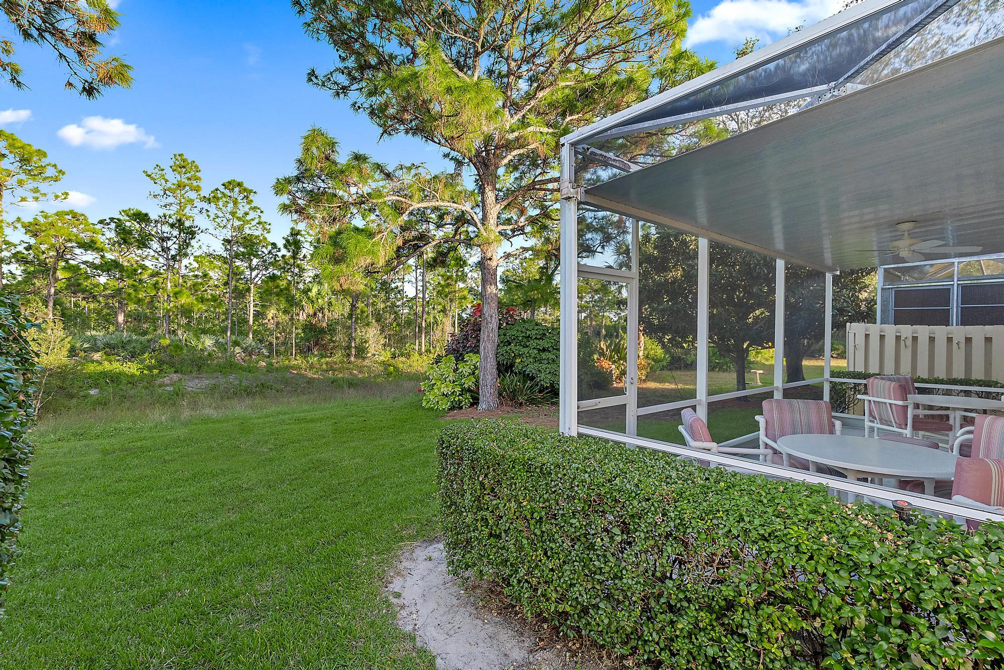 1419 SW Greens Pointe Way