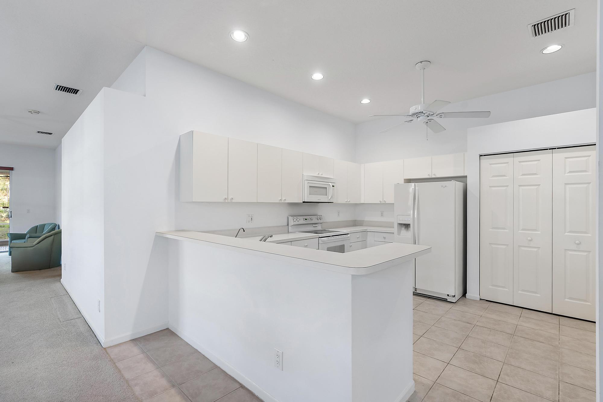 1419 SW Greens Pointe Way