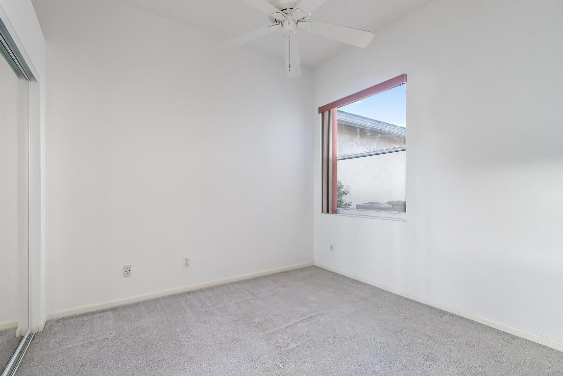 1419 SW Greens Pointe Way