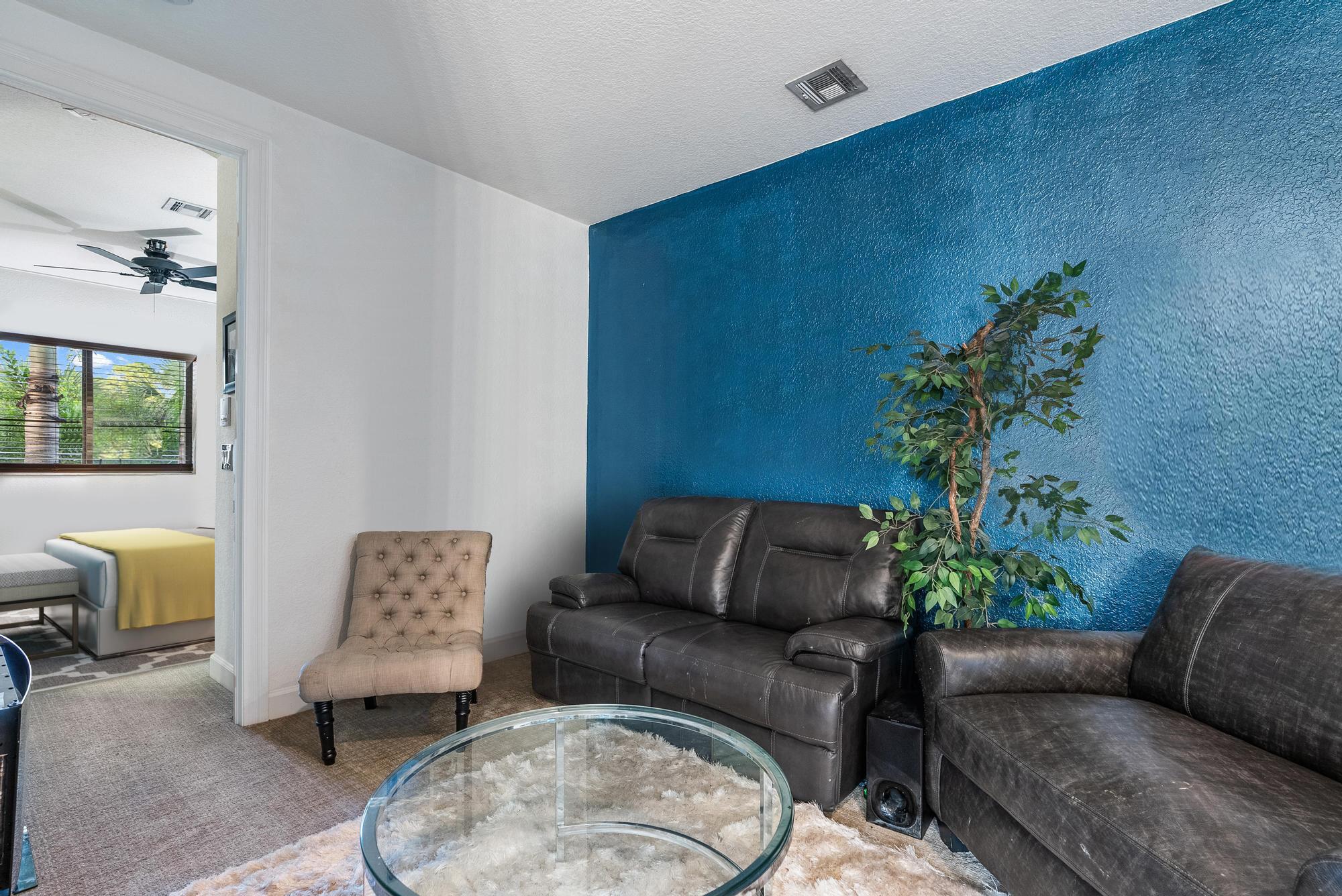 4715 Cadiz Circle