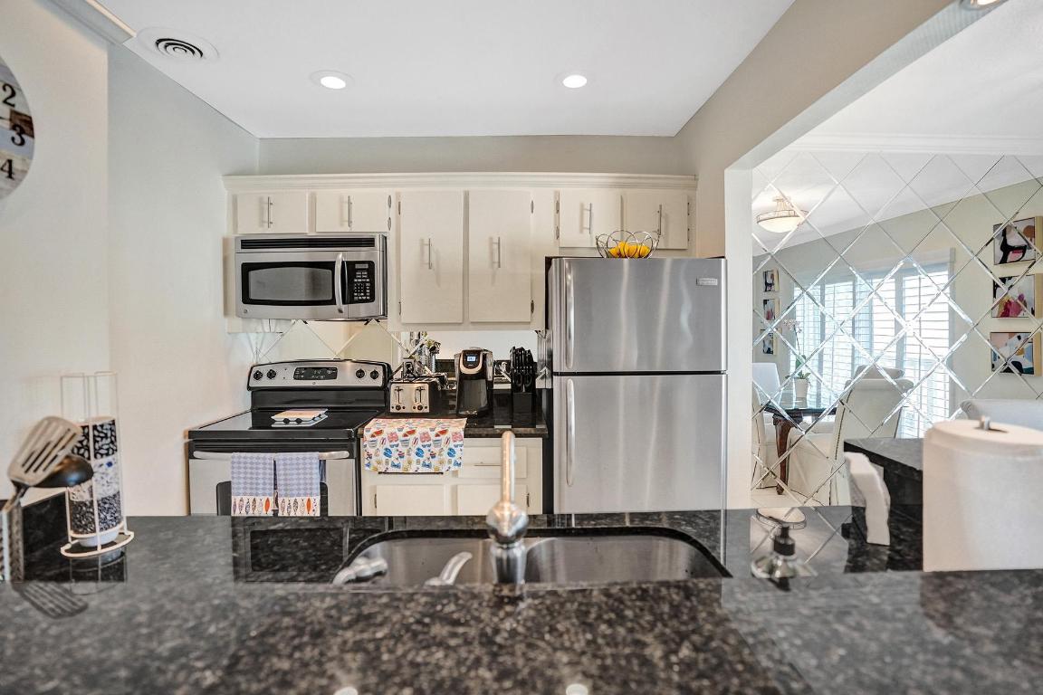 4201 S Ocean Blvd, #I7