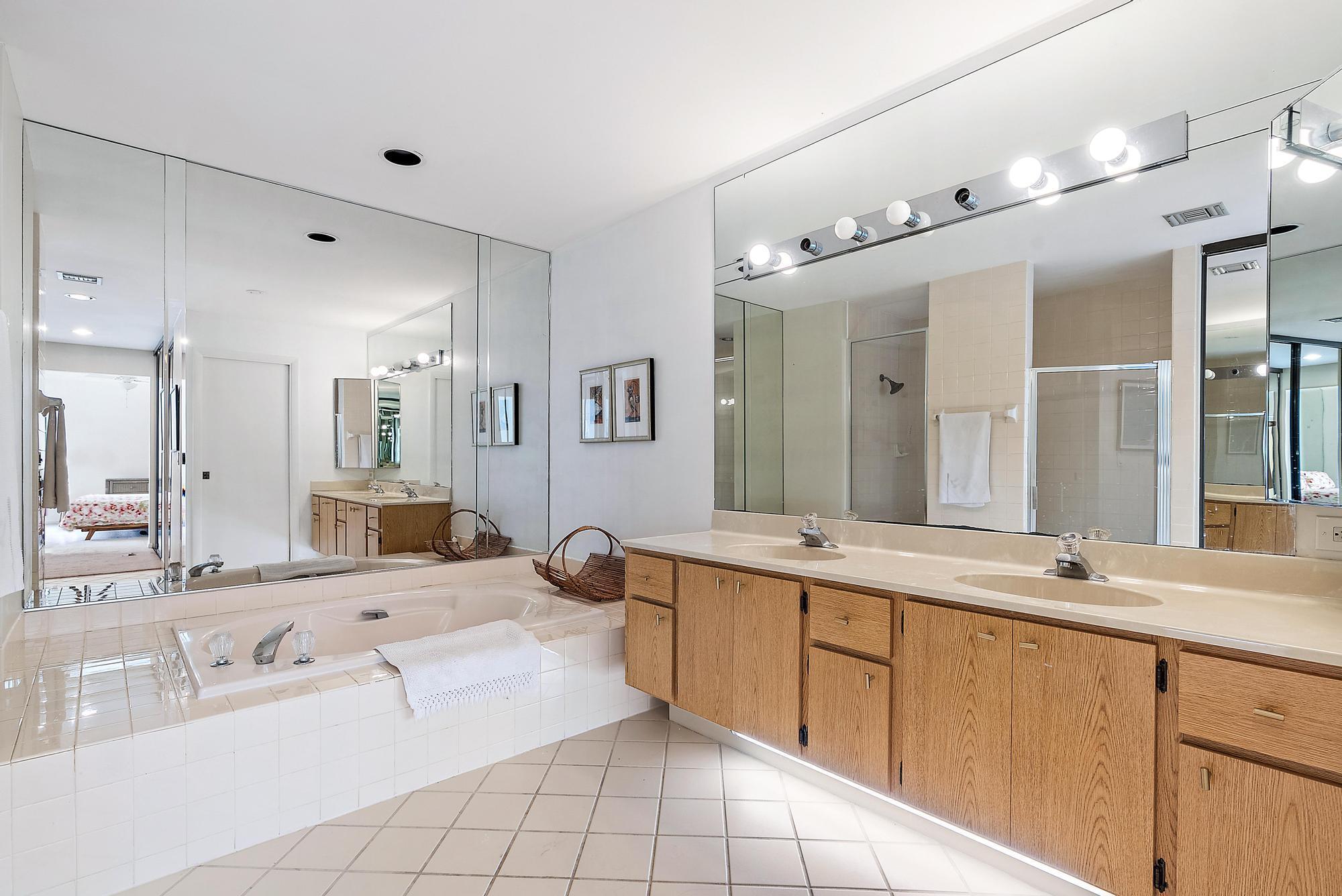 223 E River Park Drive