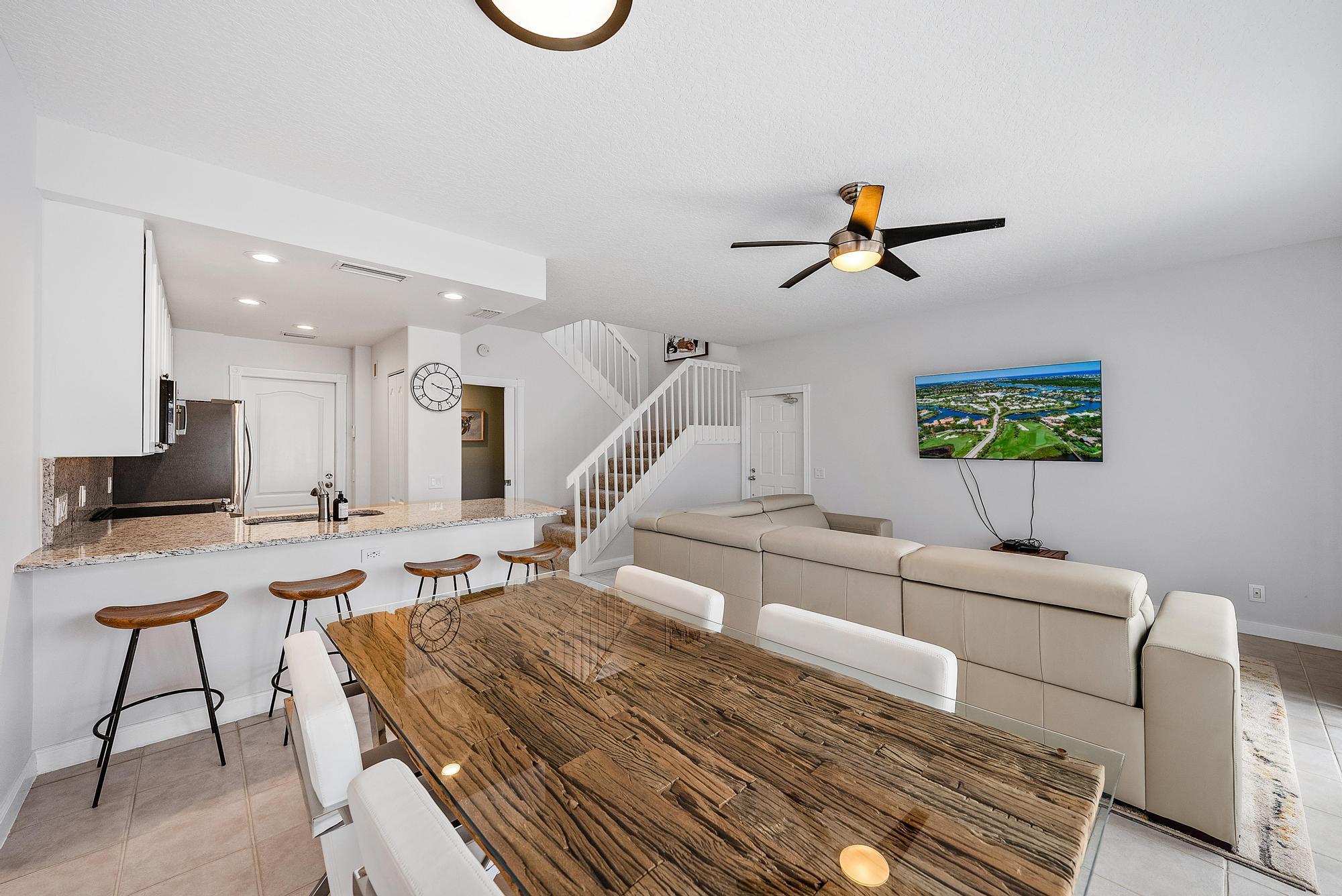 73 Laurel Oaks Circle