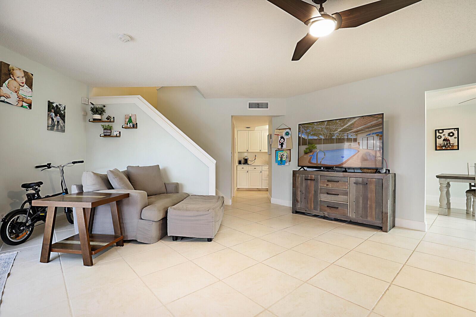 11595 Winchester Dr, #B