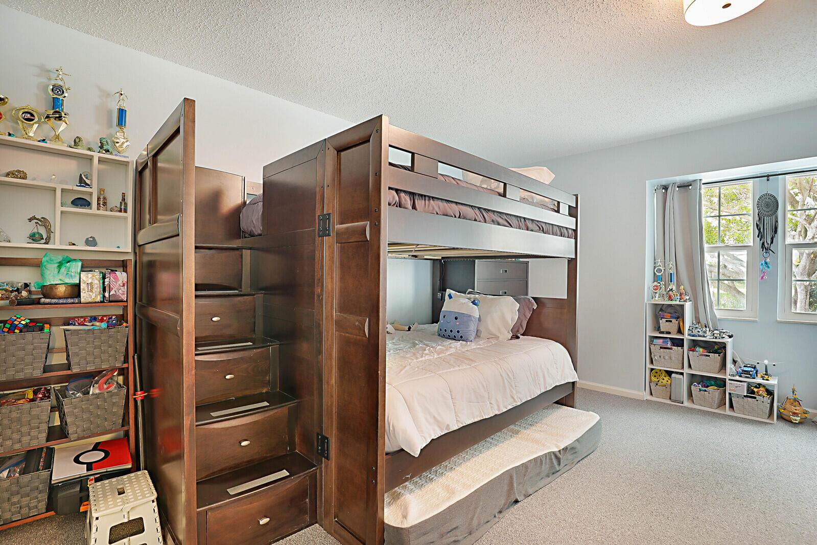 11595 Winchester Dr, #B