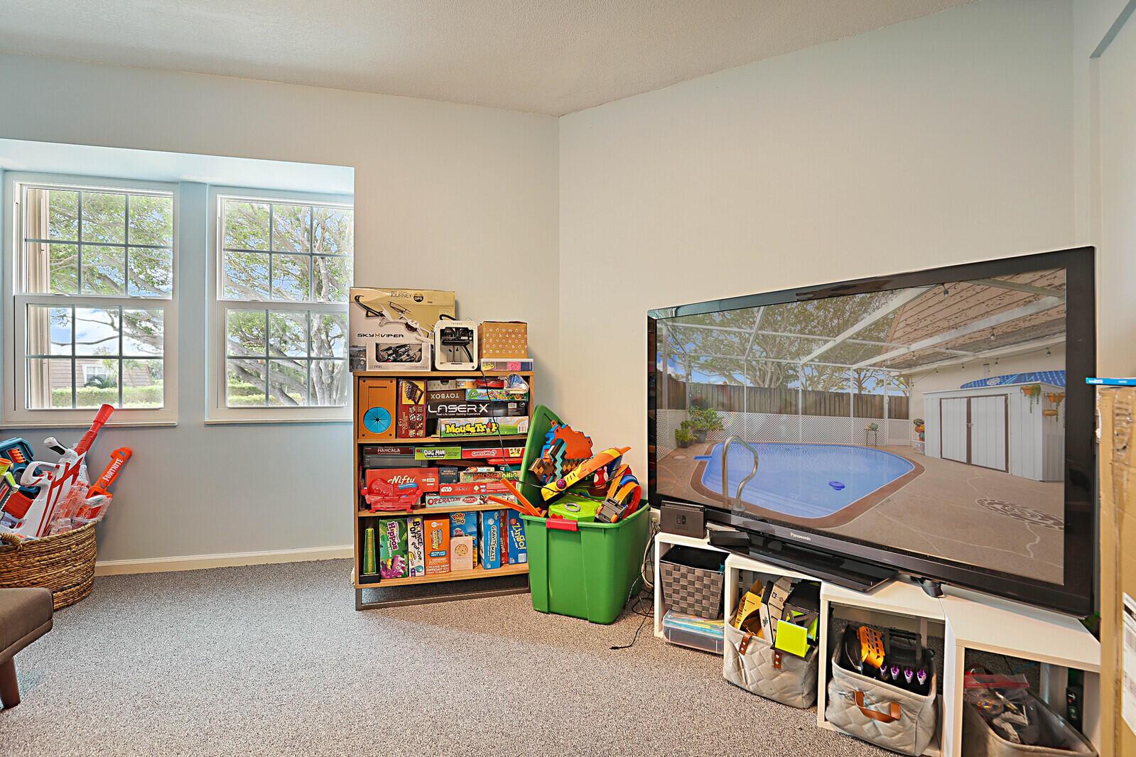 11595 Winchester Dr, #B