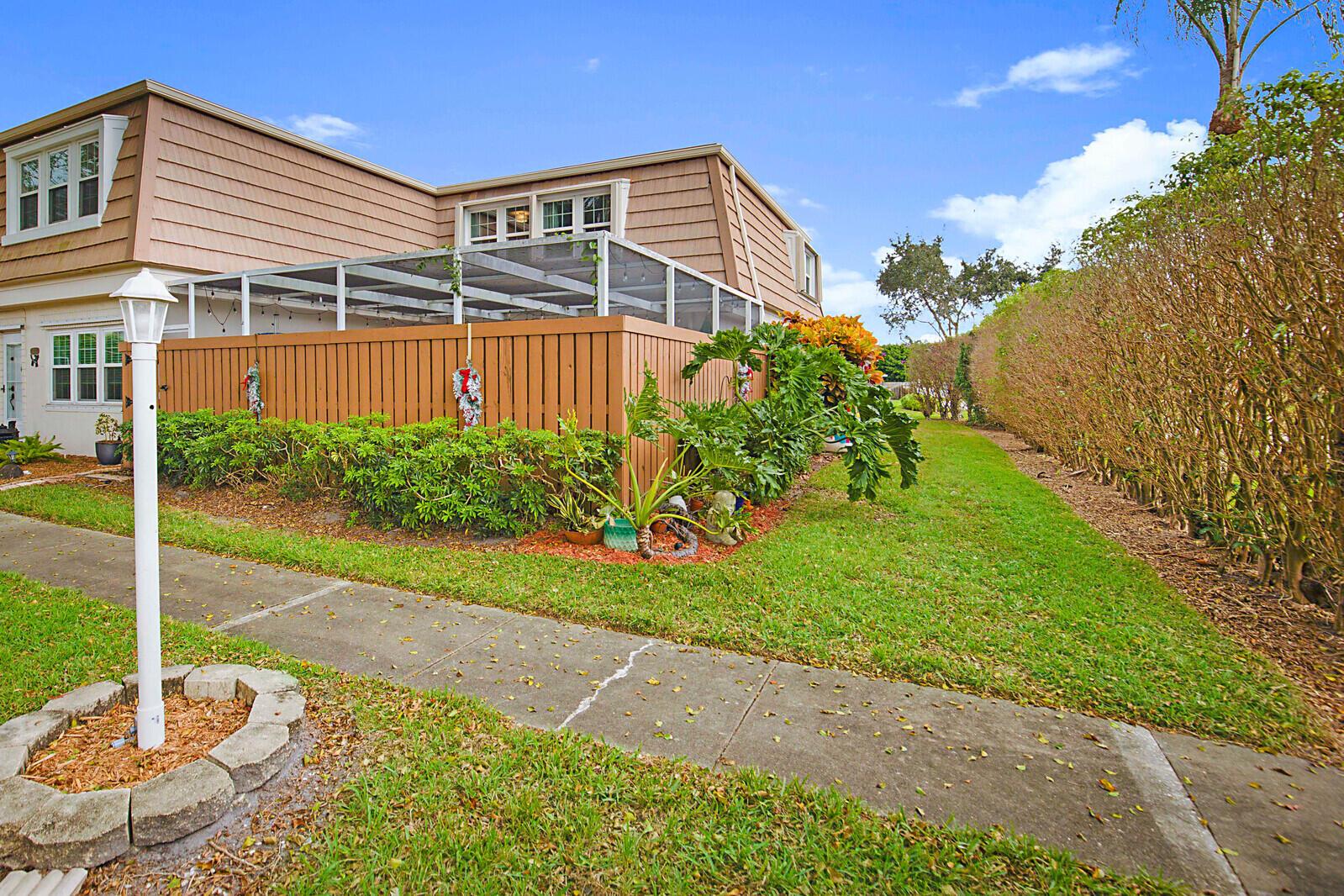 11595 Winchester Dr, #B