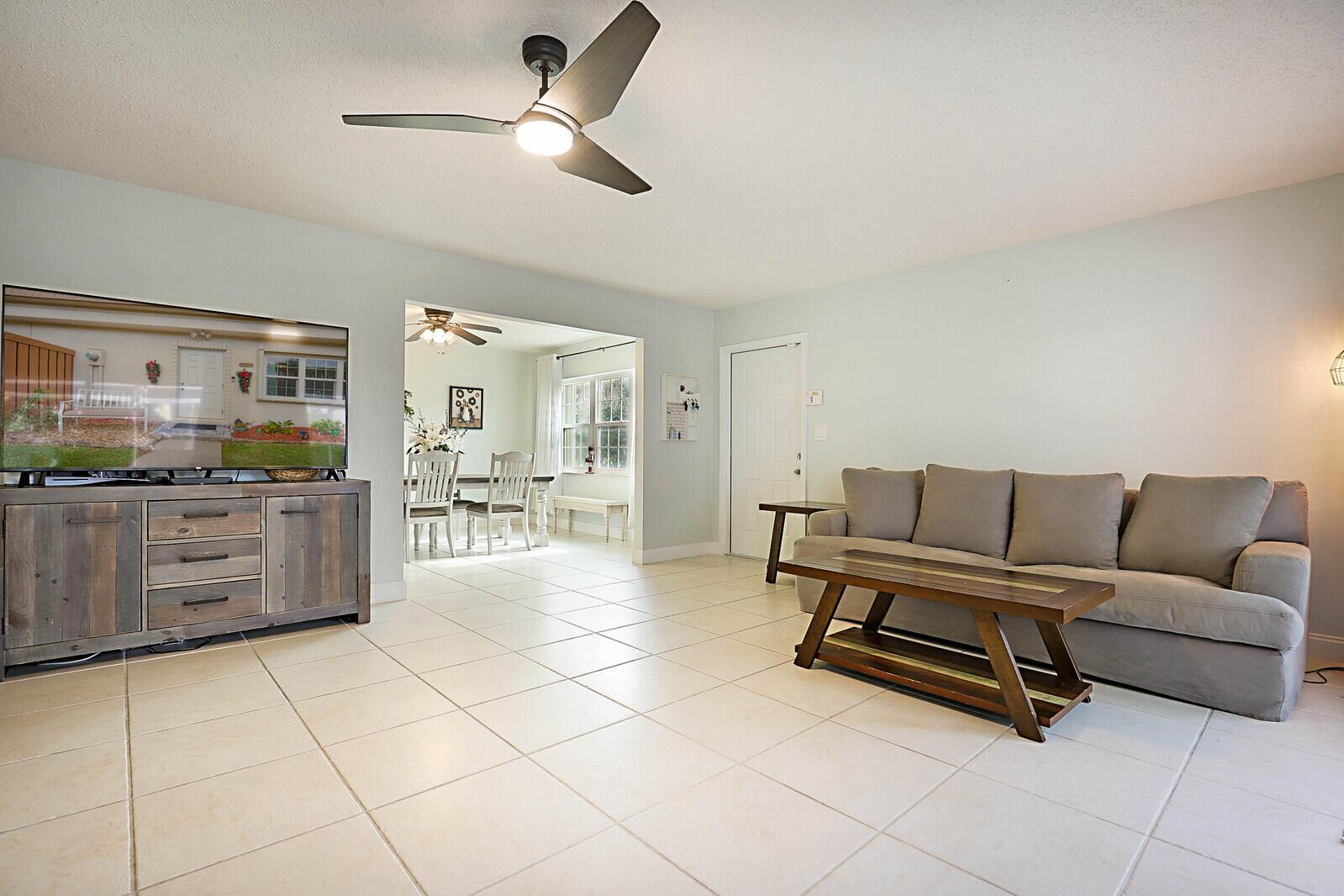 11595 Winchester Dr, #B