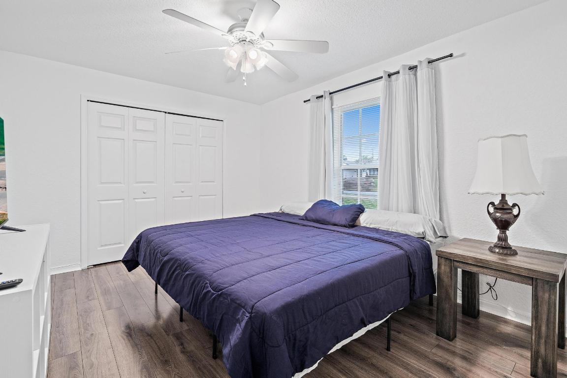 1525 SE Croquet Street