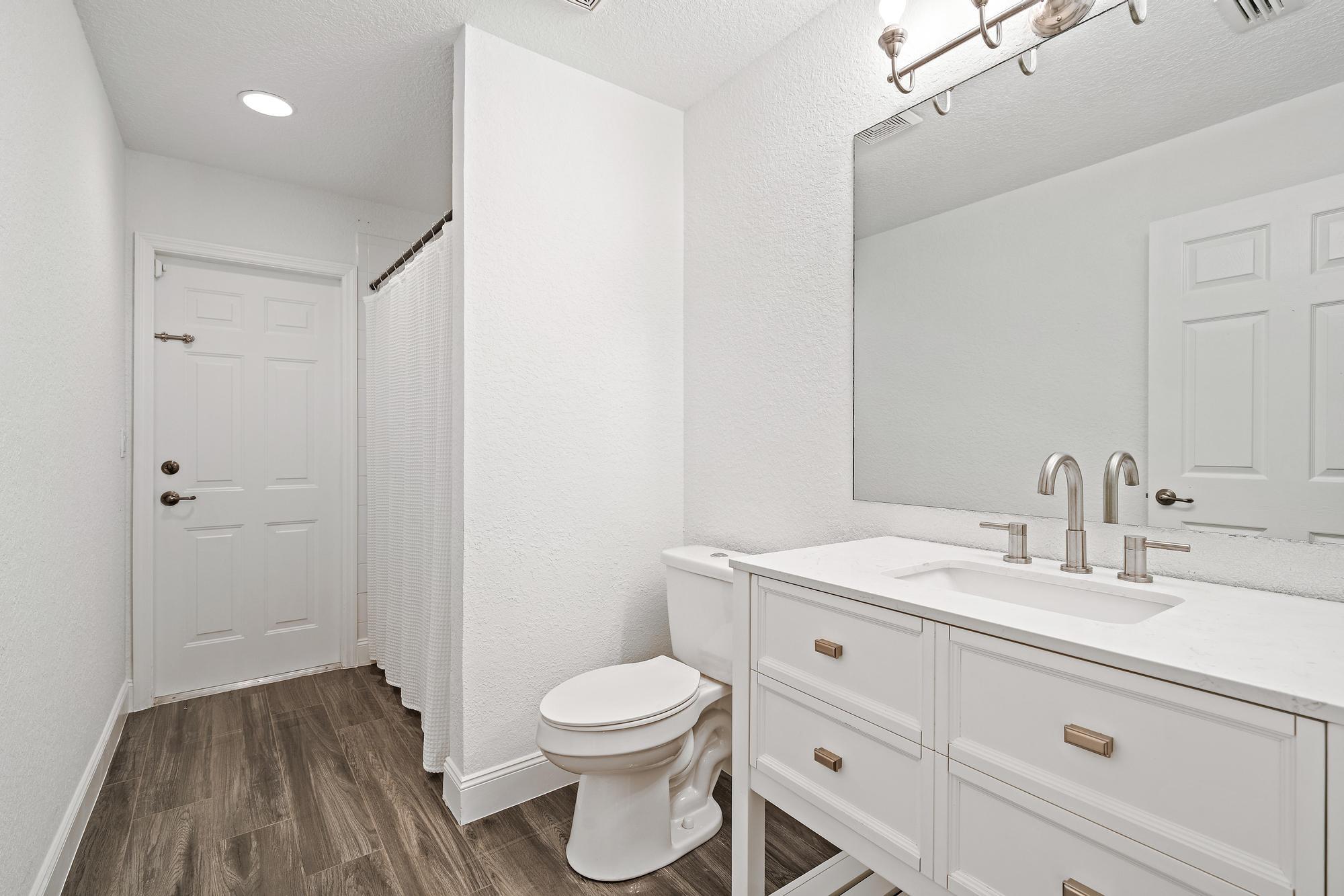 1525 SE Croquet Street