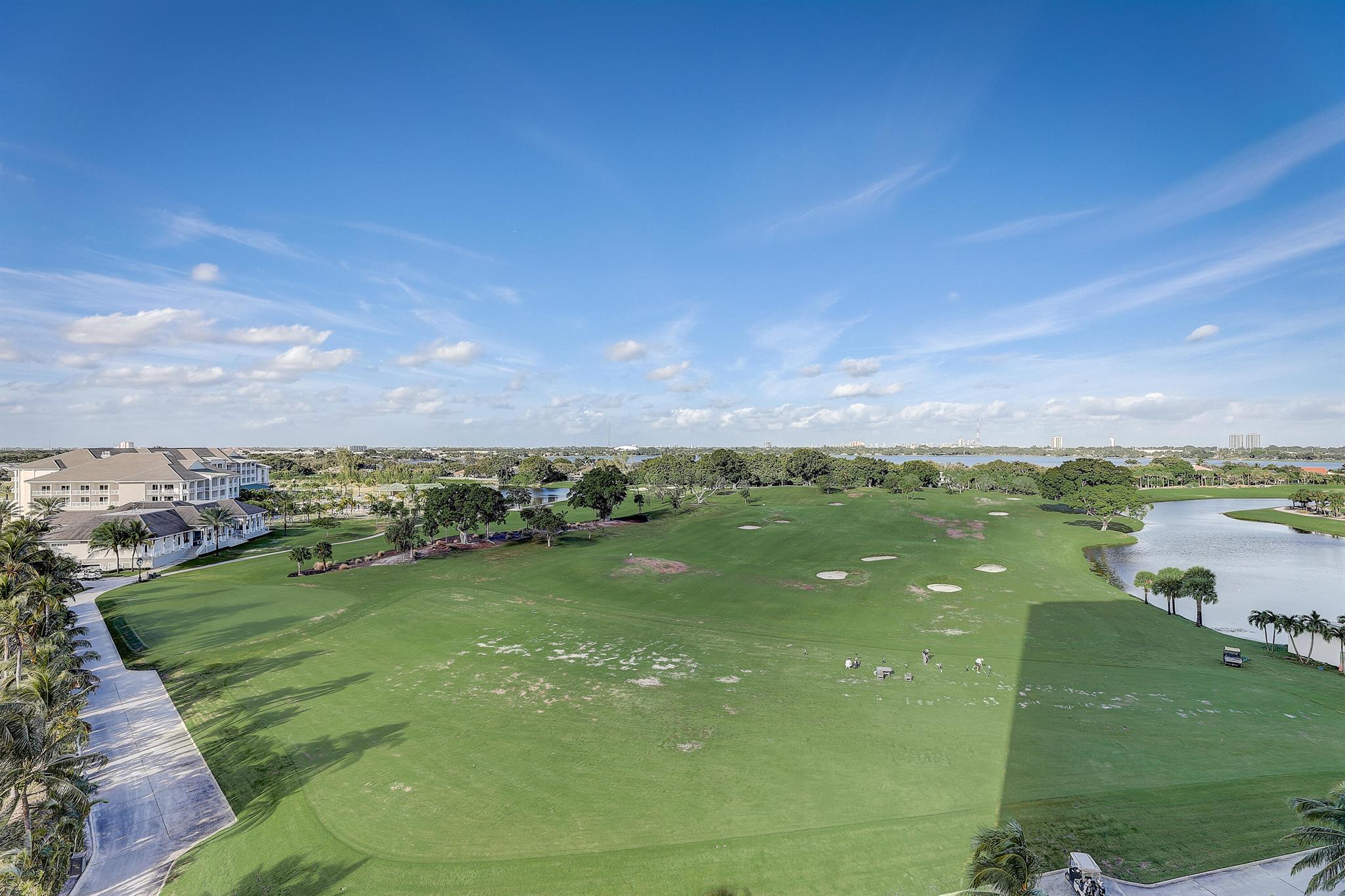 2000 Presidential Way 901