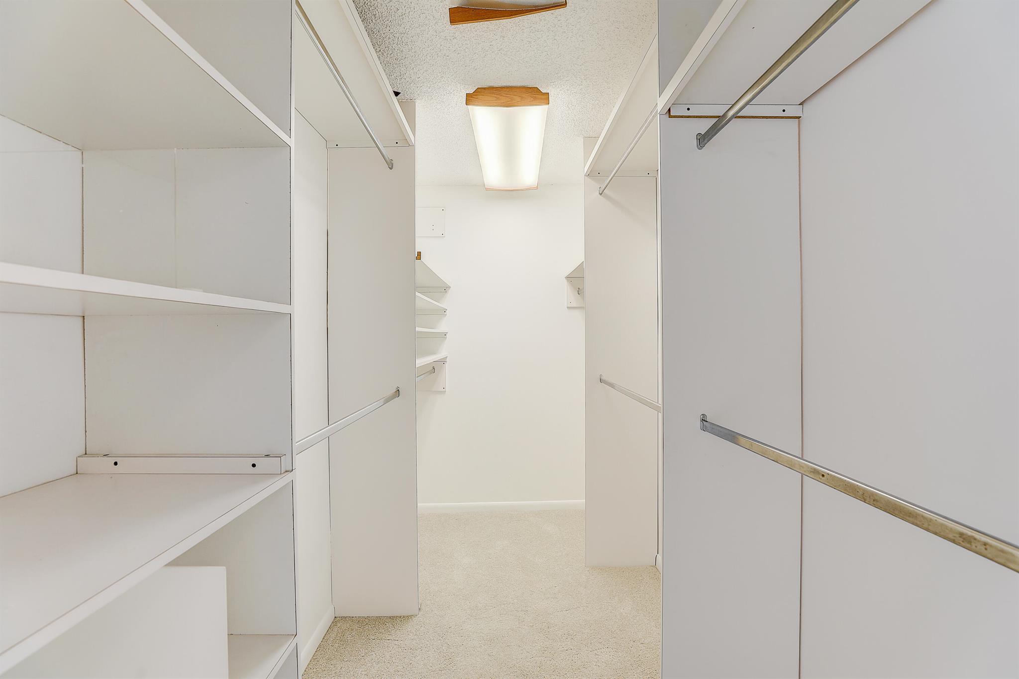 2000 Presidential Way 901