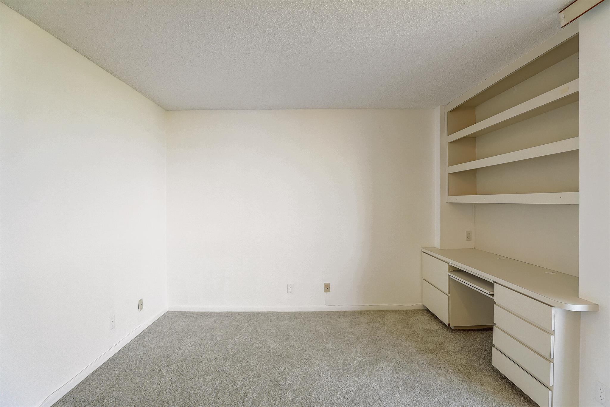 2000 Presidential Way 901