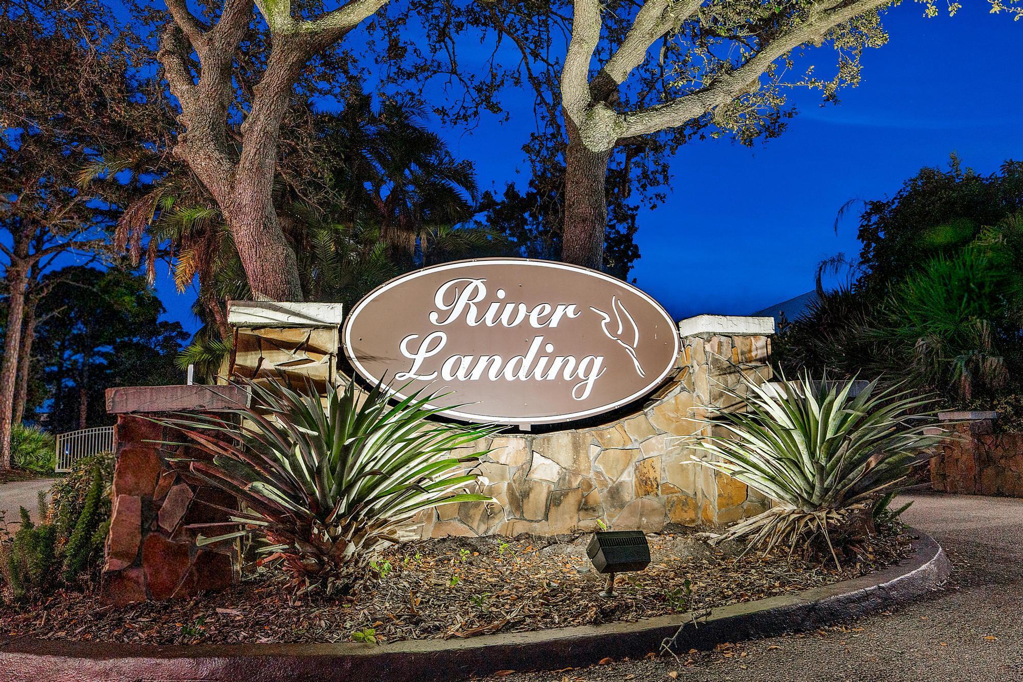 5356 SW Landing Creek Drive