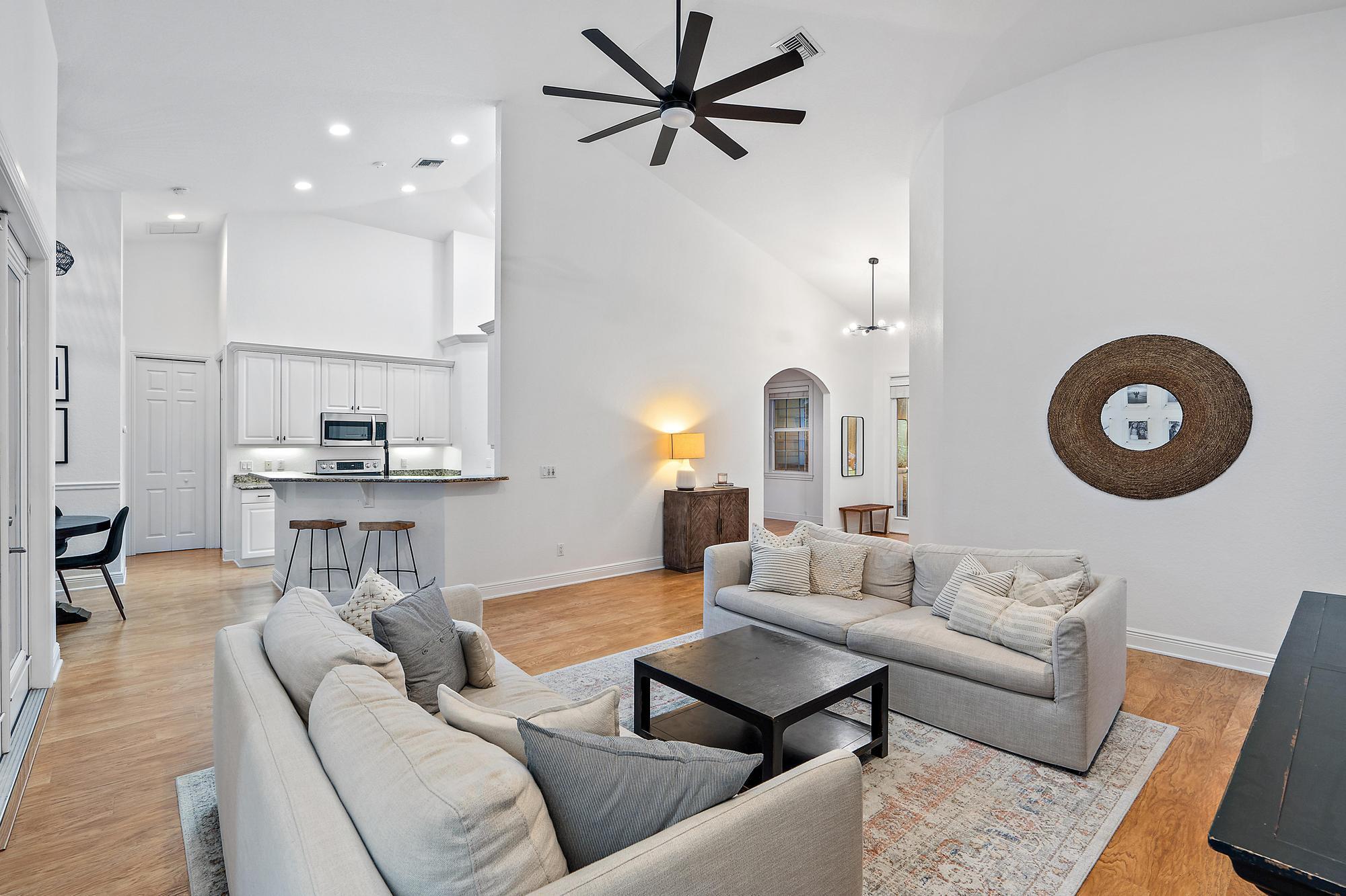 5356 SW Landing Creek Drive