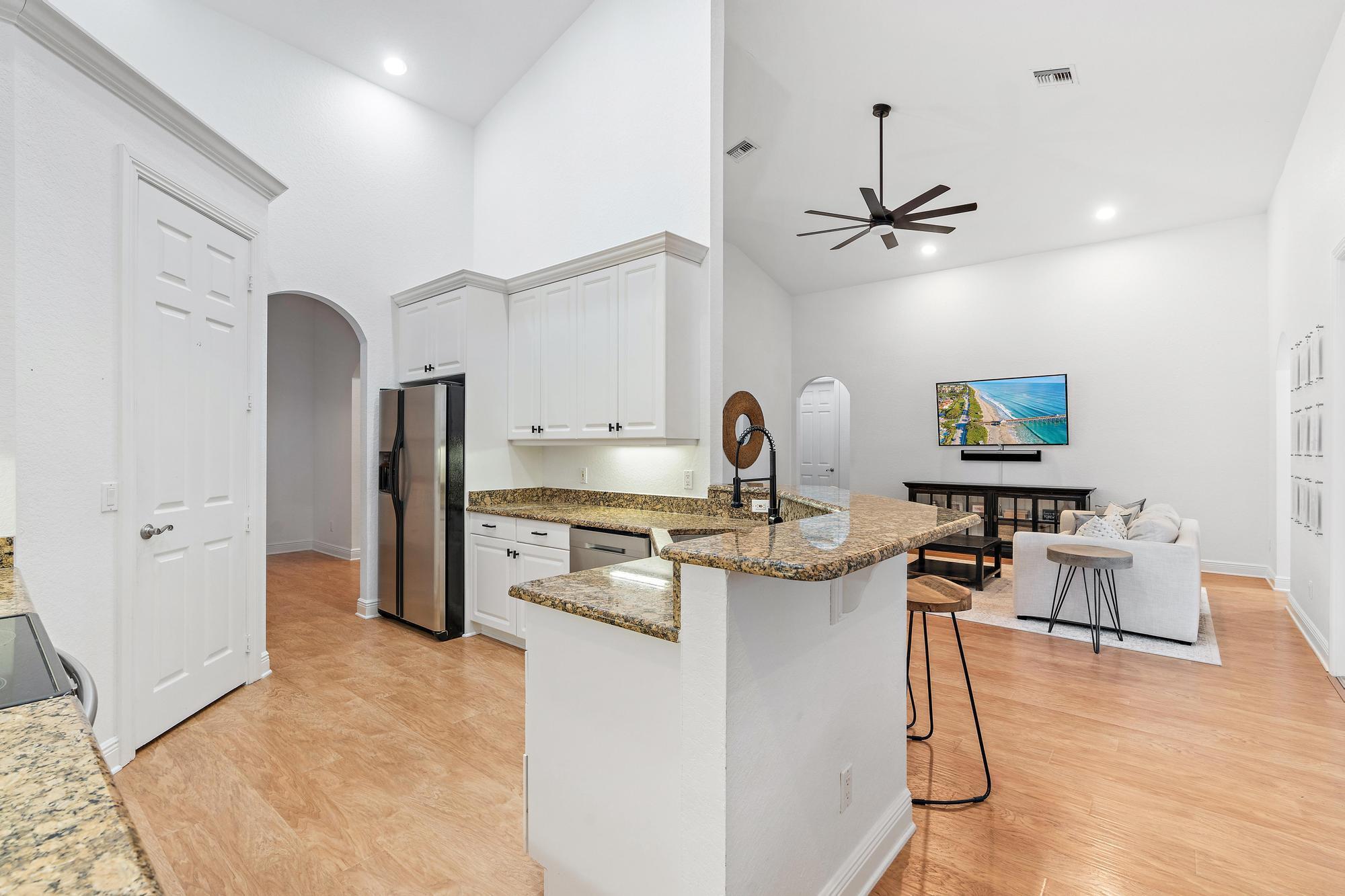 5356 SW Landing Creek Drive