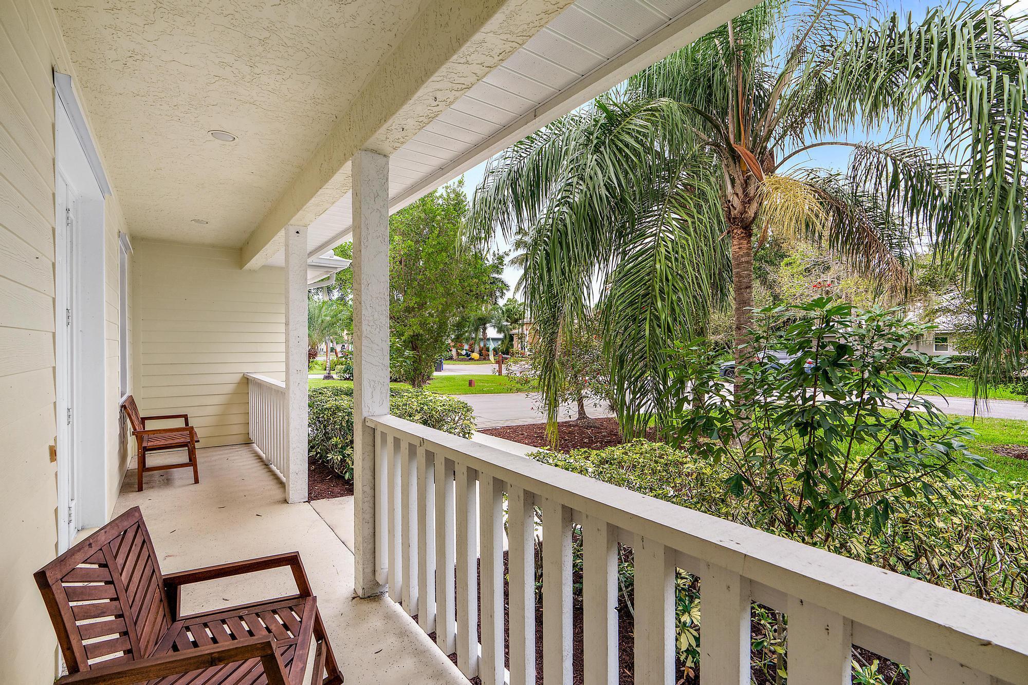 5356 SW Landing Creek Drive