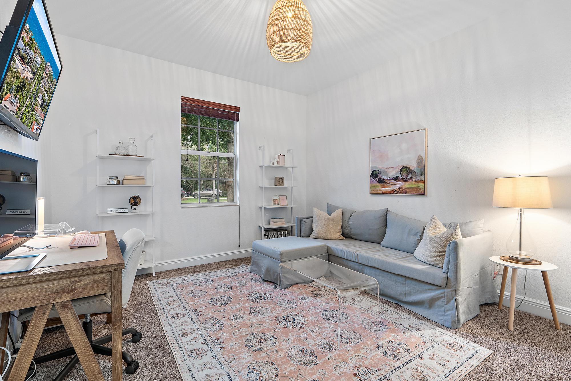 5356 SW Landing Creek Drive