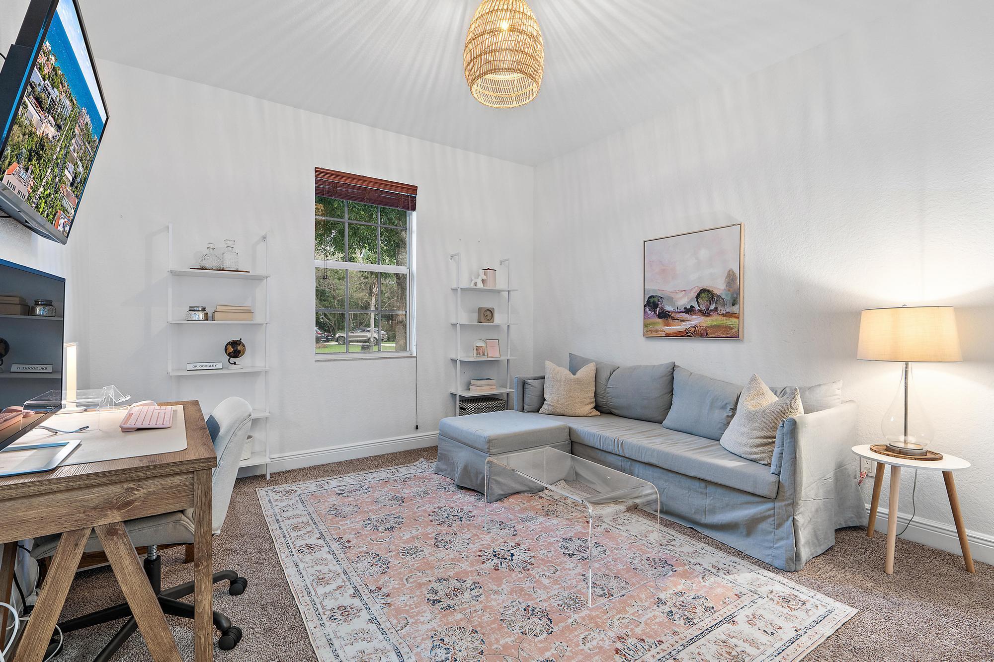 5356 SW Landing Creek Drive