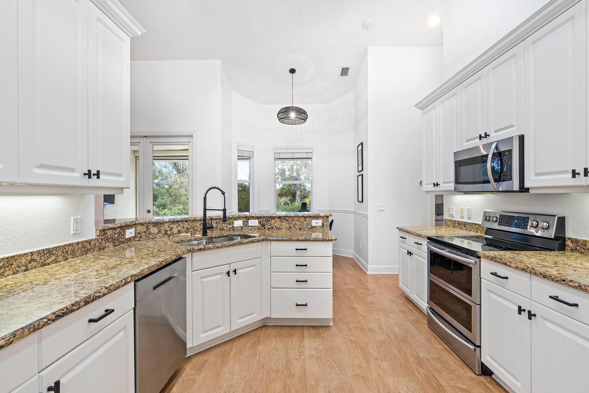 5356 SW Landing Creek Drive