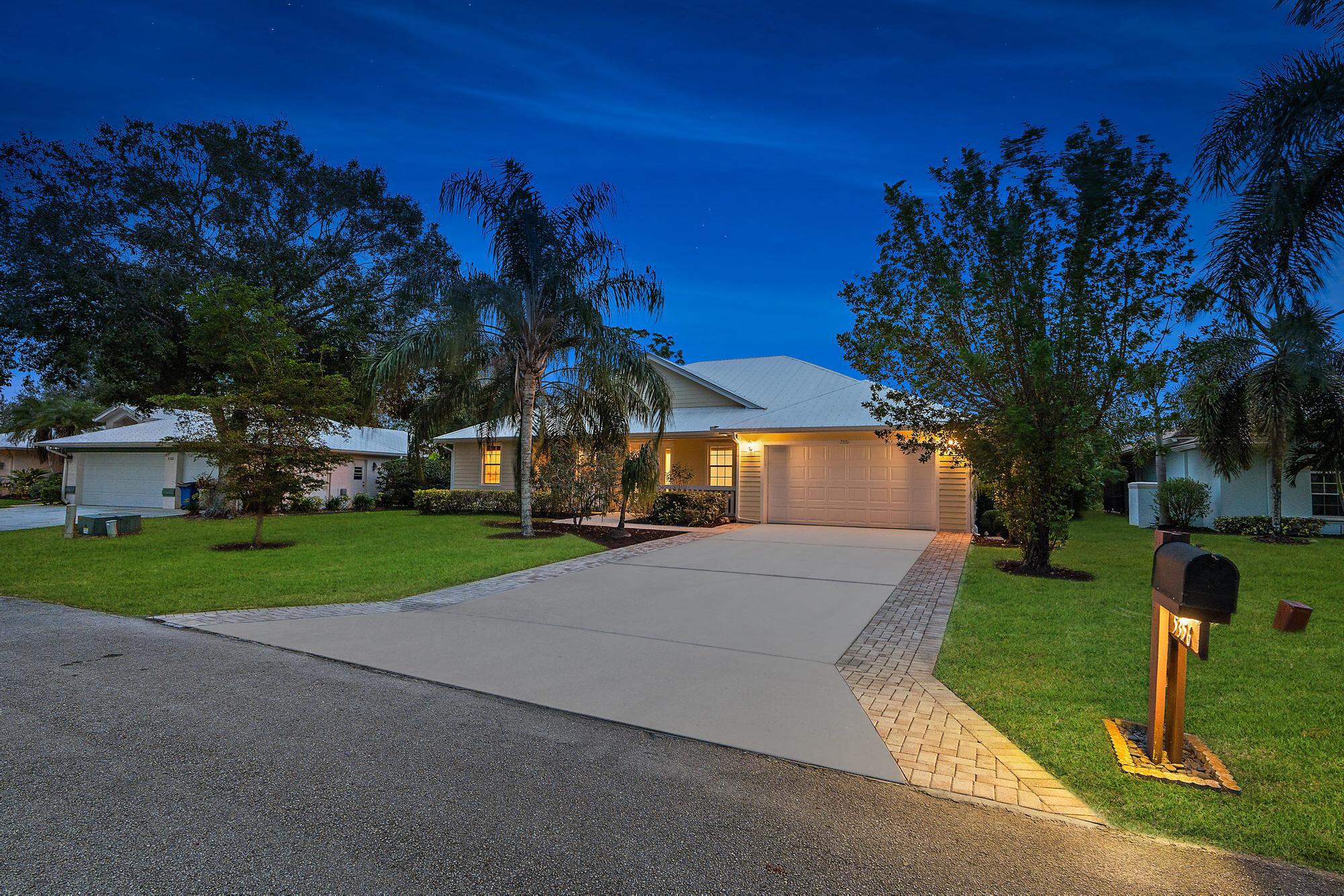 5356 SW Landing Creek Drive