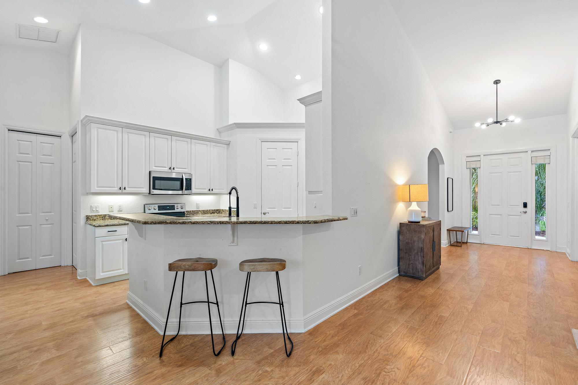 5356 SW Landing Creek Drive