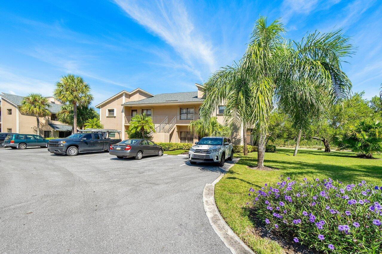 401 Clubhouse Circle 401a