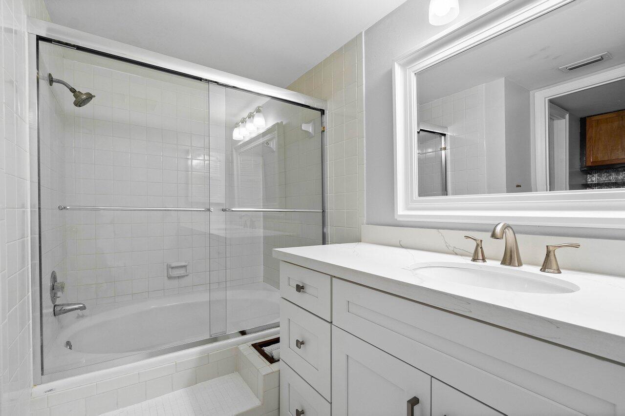 401 Clubhouse Circle 401a