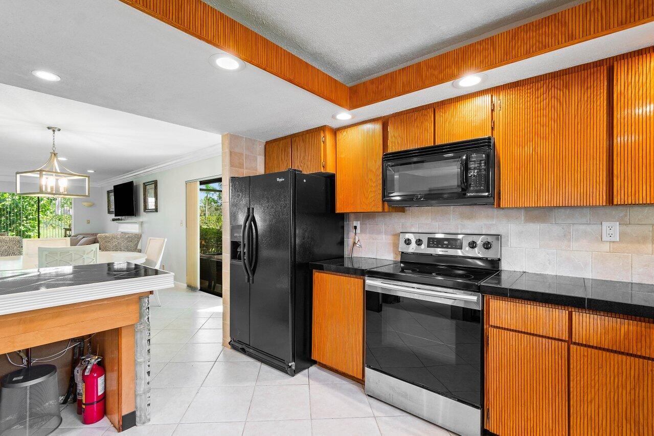 401 Clubhouse Circle 401a