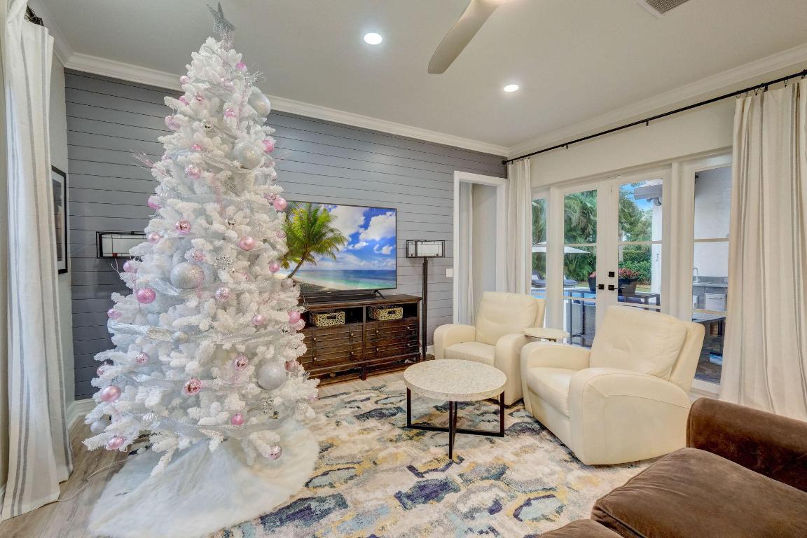 19199 SE Daniel Lane