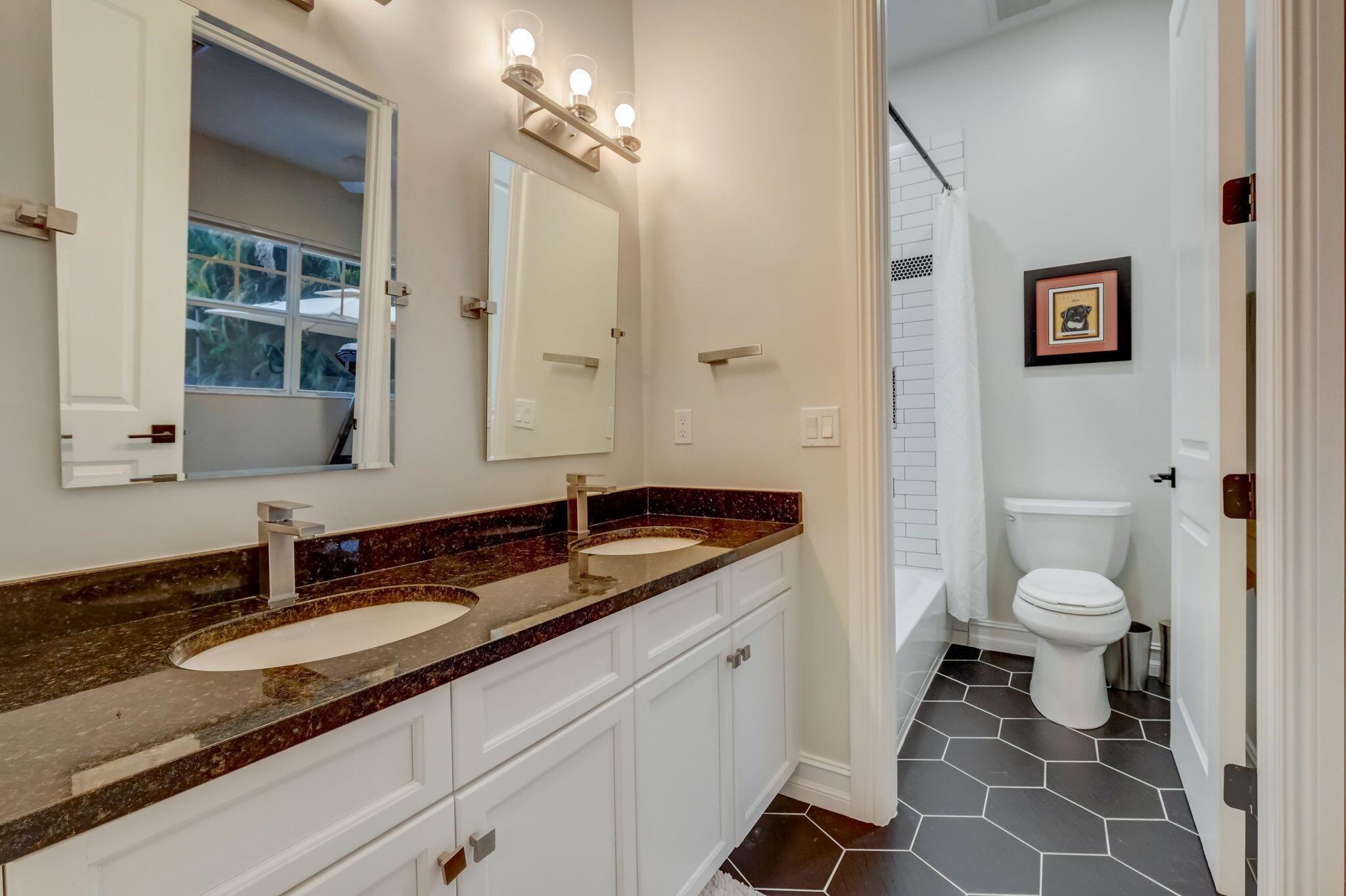 19199 SE Daniel Lane