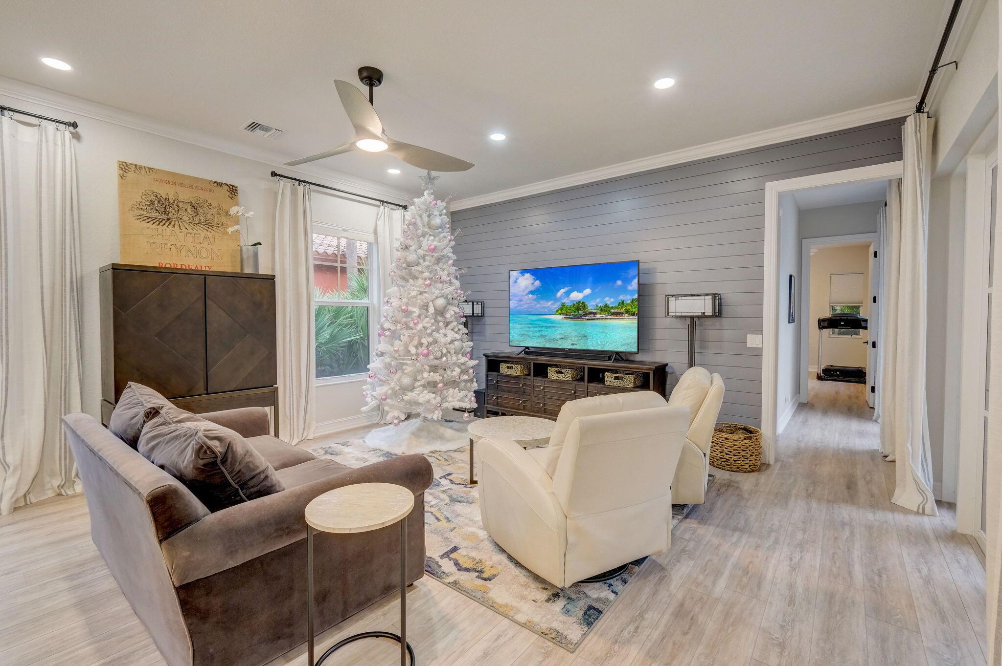 19199 SE Daniel Lane