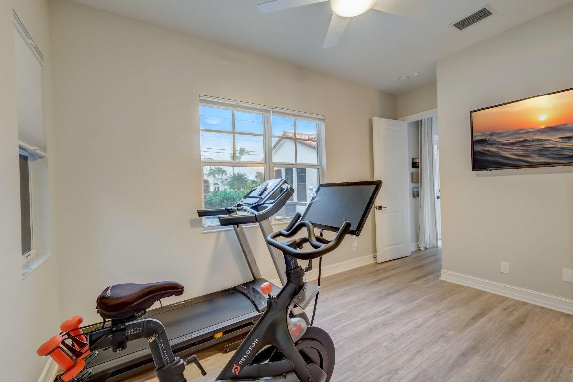 19199 SE Daniel Lane