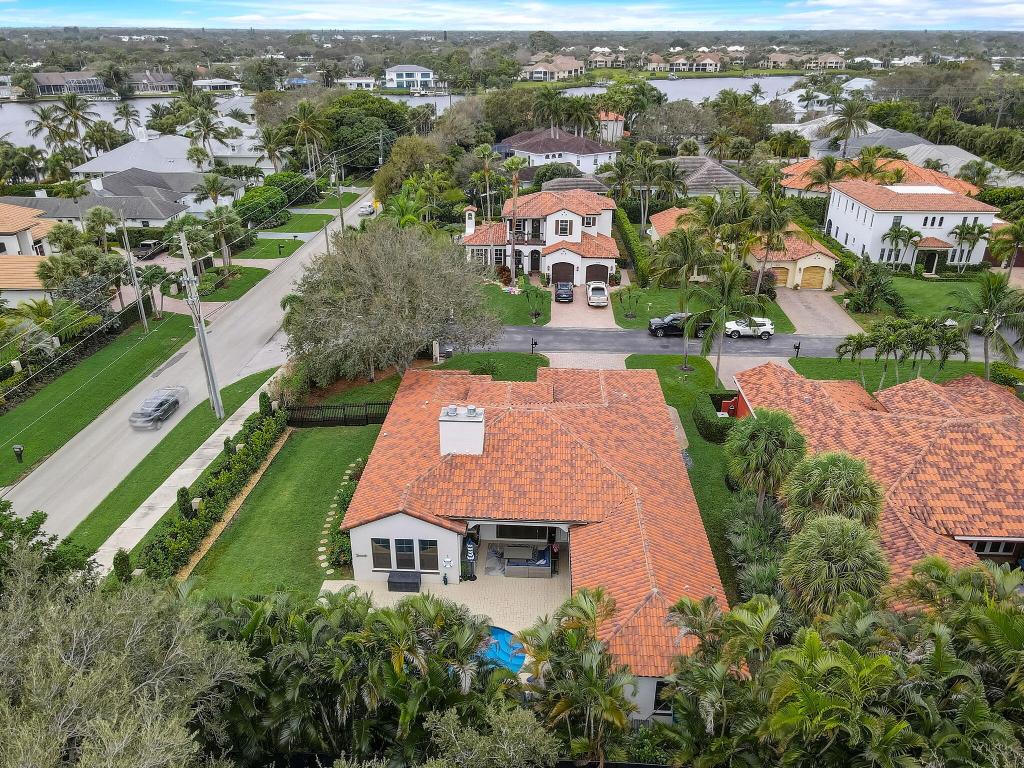 19199 SE Daniel Lane