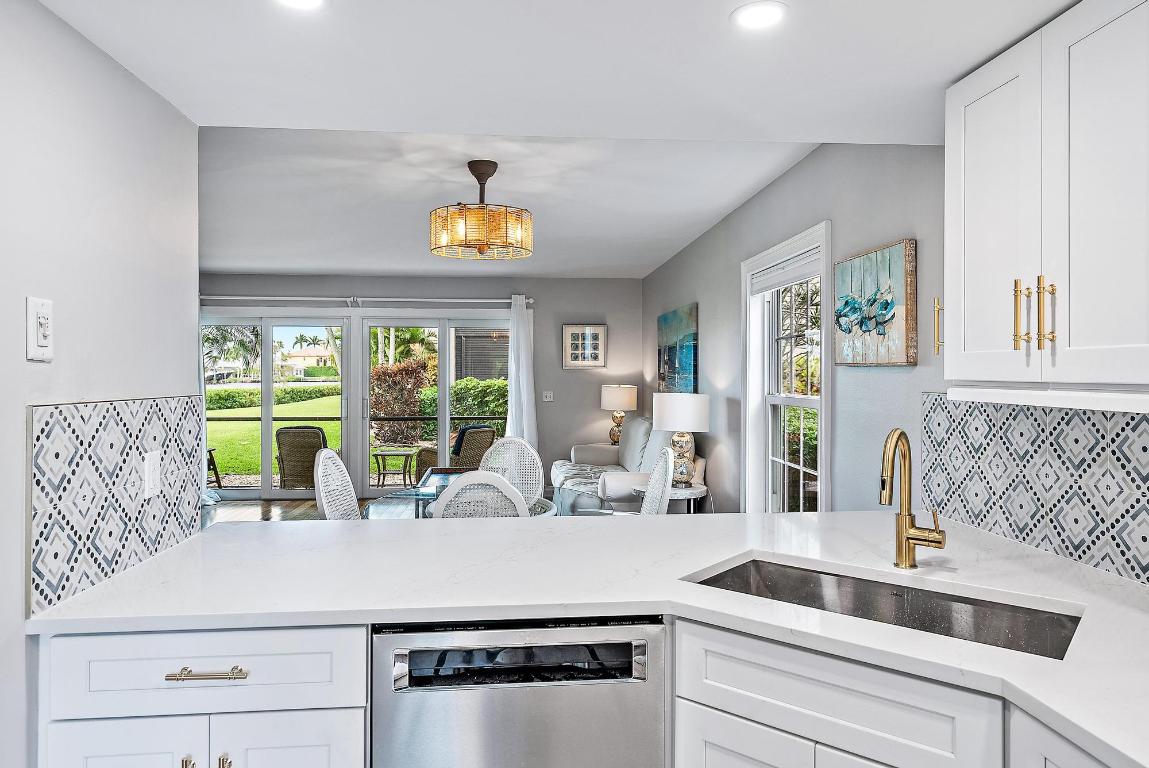 9170 SE Riverfront Terrace H