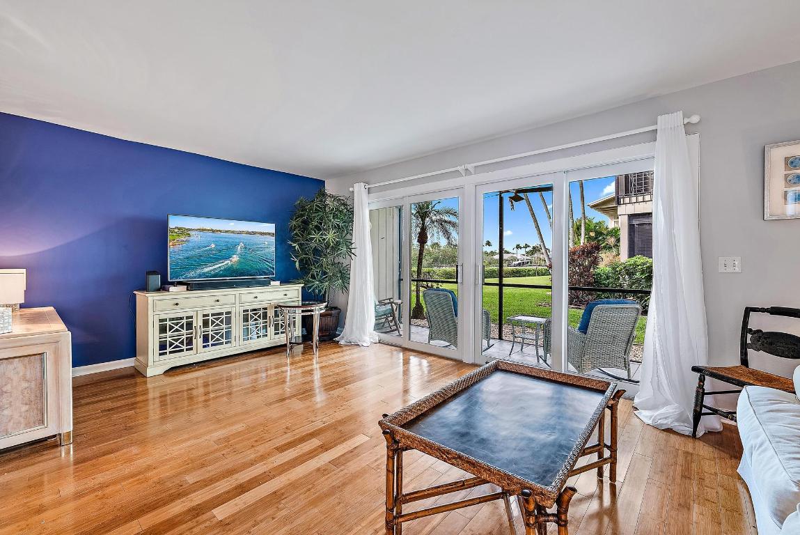 9170 SE Riverfront Terrace H