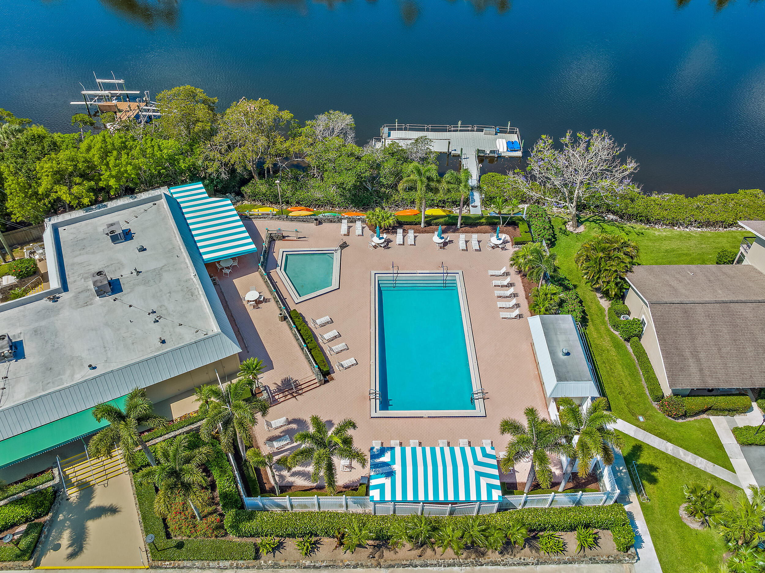 9170 SE Riverfront Terrace H