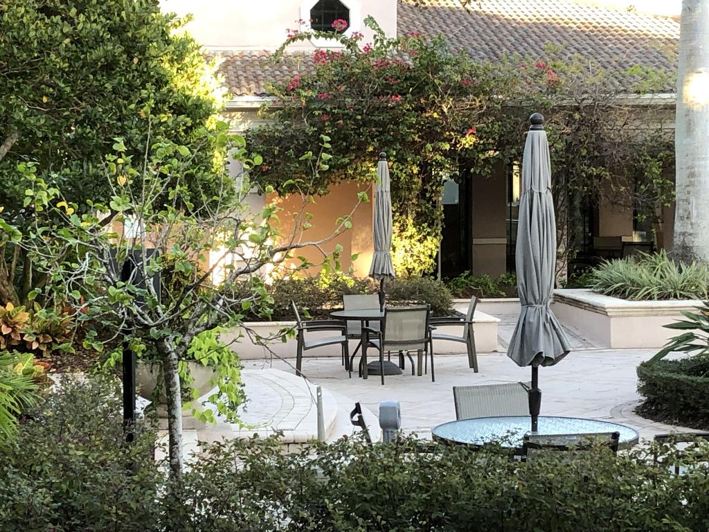 3023 Alcazar Place 305