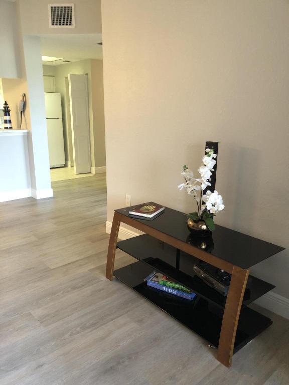 3023 Alcazar Place 305