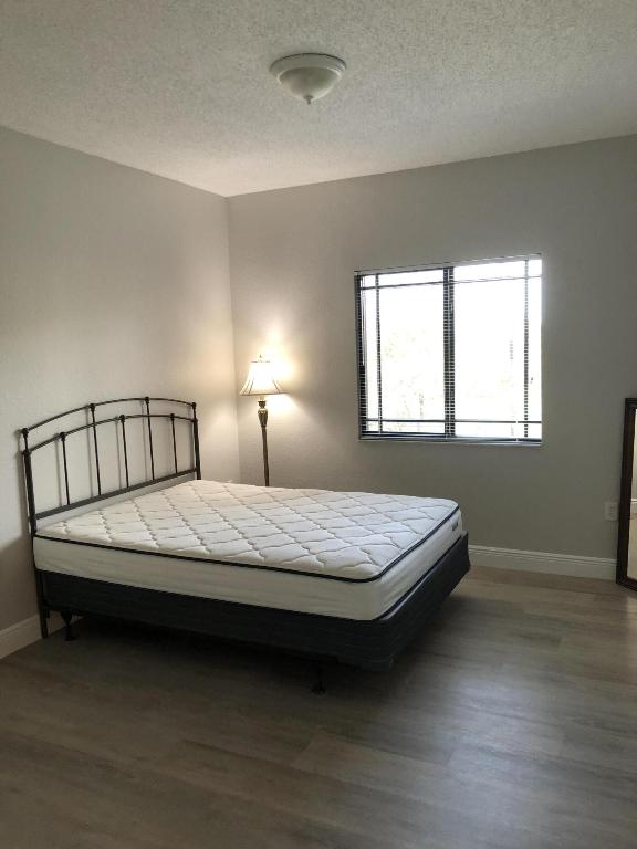 3023 Alcazar Place 305