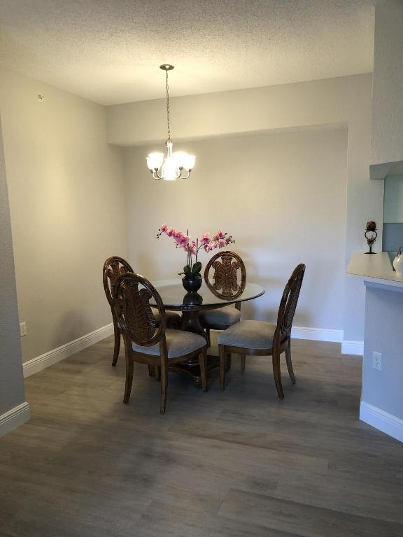 3023 Alcazar Place 305