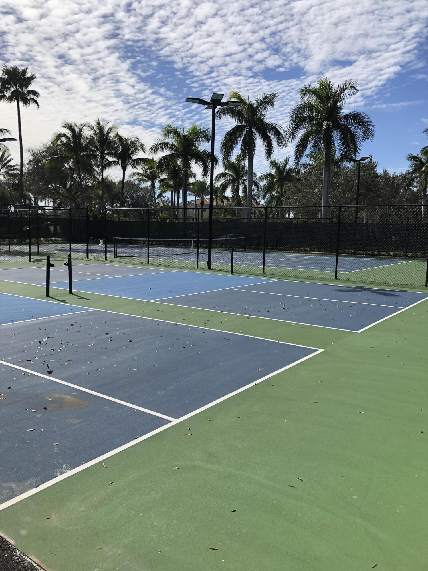 3023 Alcazar Place 305