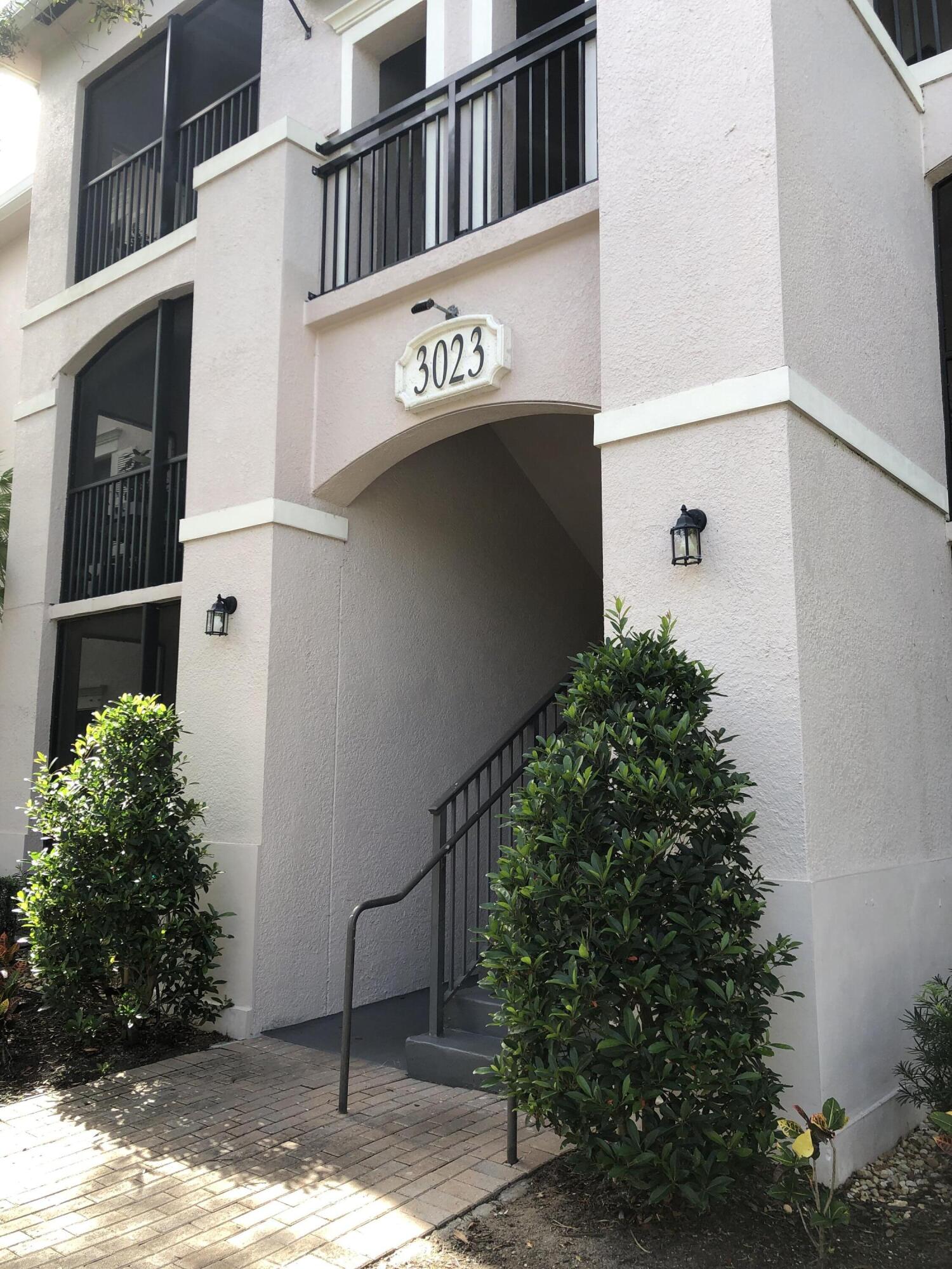 3023 Alcazar Place 305