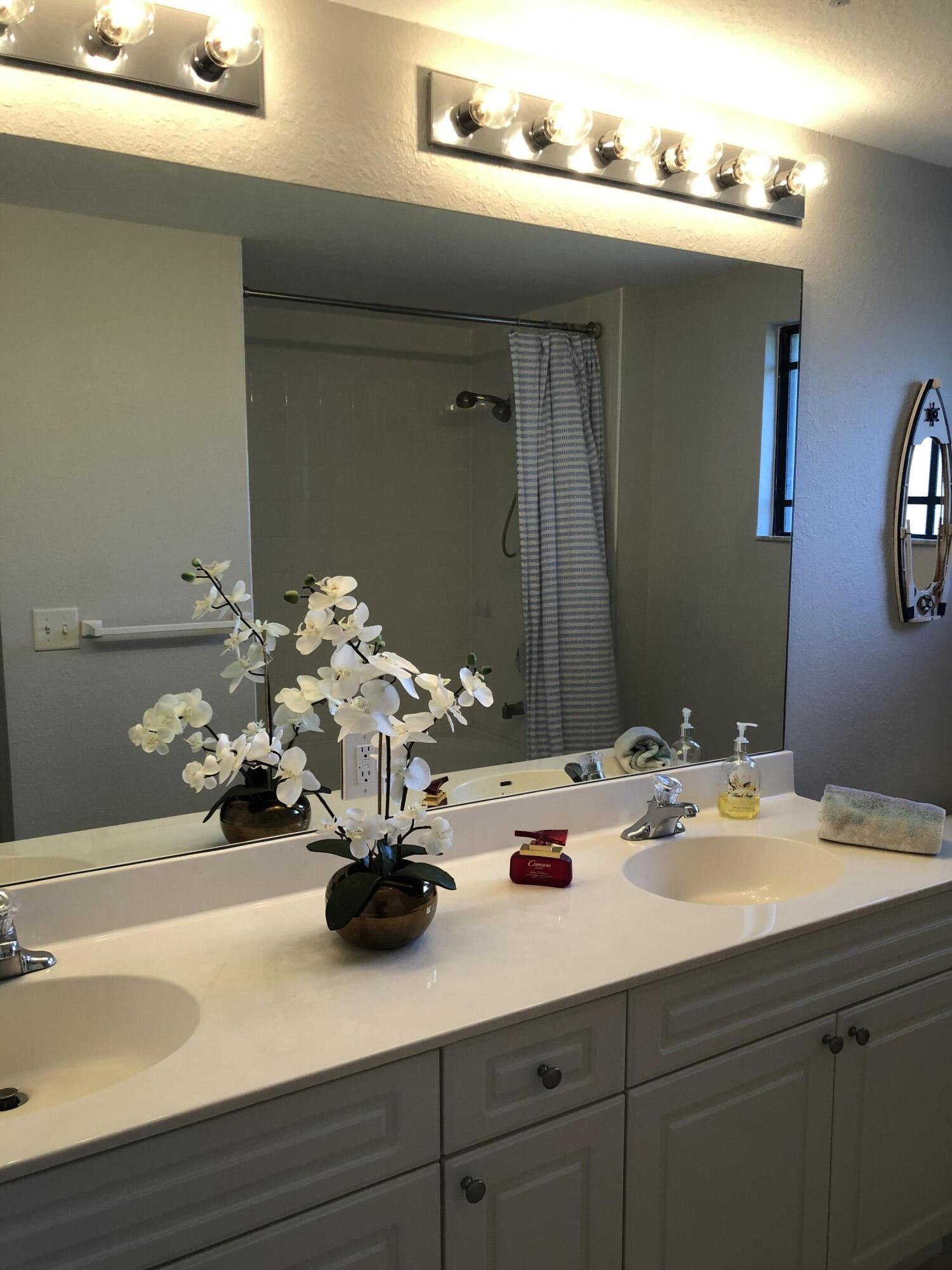 3023 Alcazar Place 305