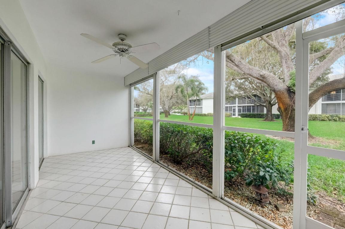 1 Westwood Avenue 104f