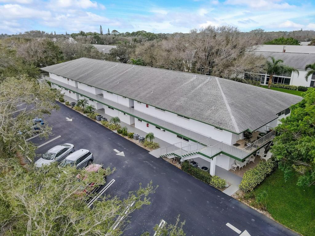 1 Westwood Avenue 104f