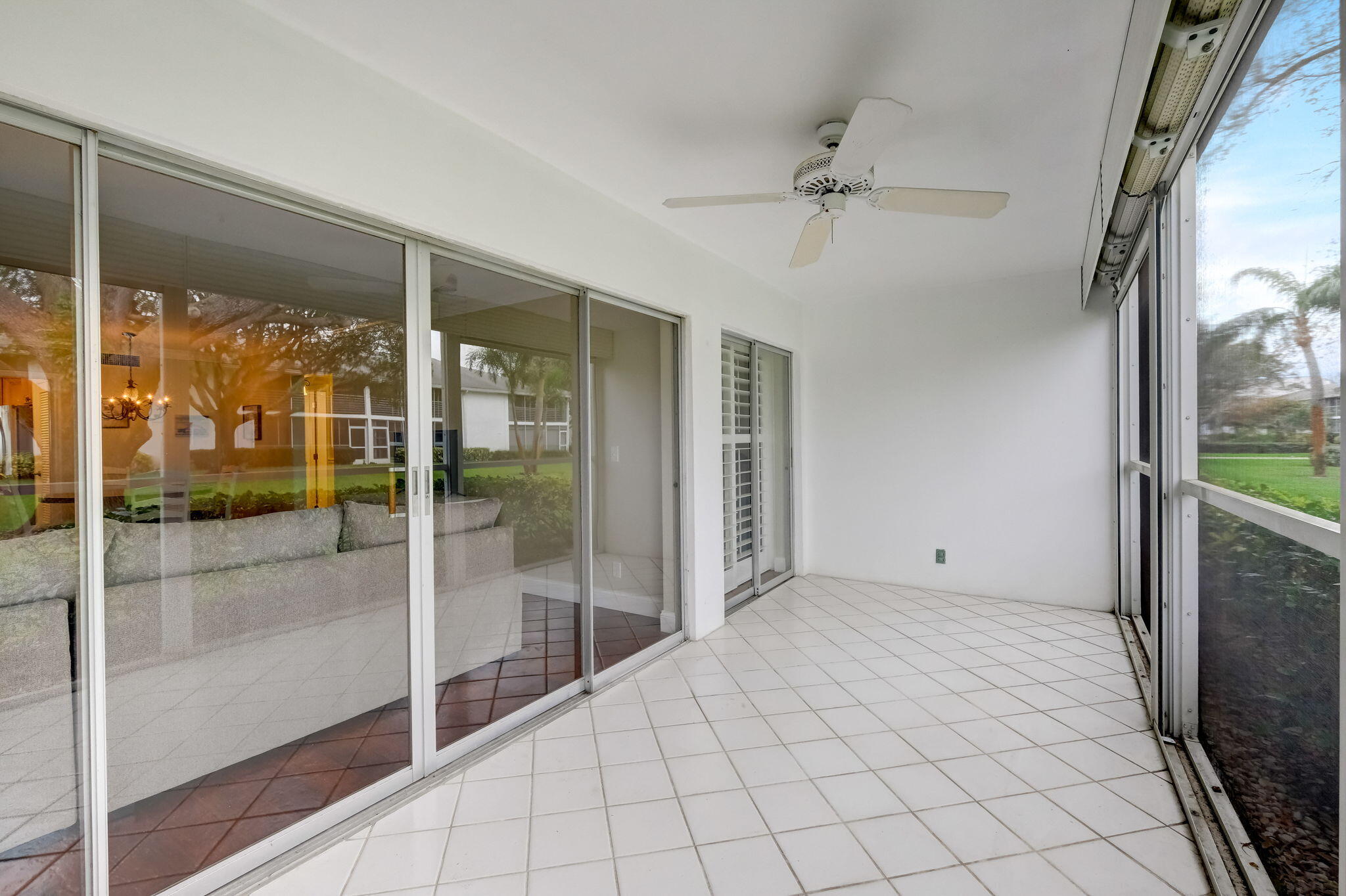 1 Westwood Avenue 104f