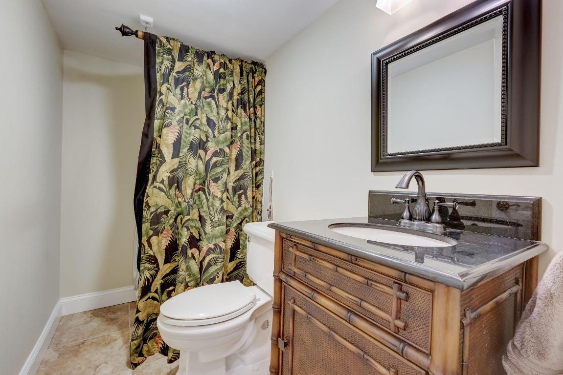 1 Westwood Avenue 104f