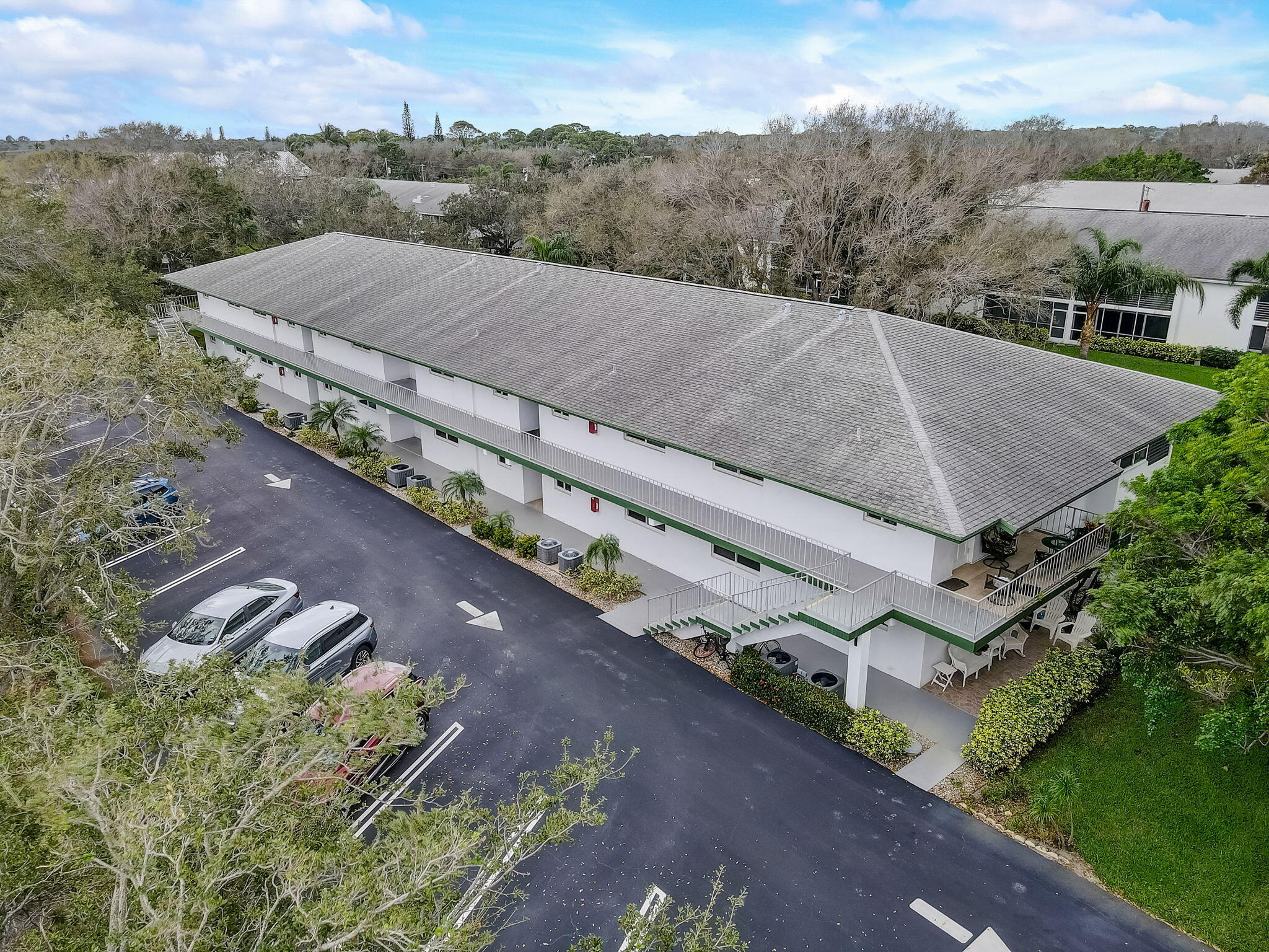 1 Westwood Avenue 104f