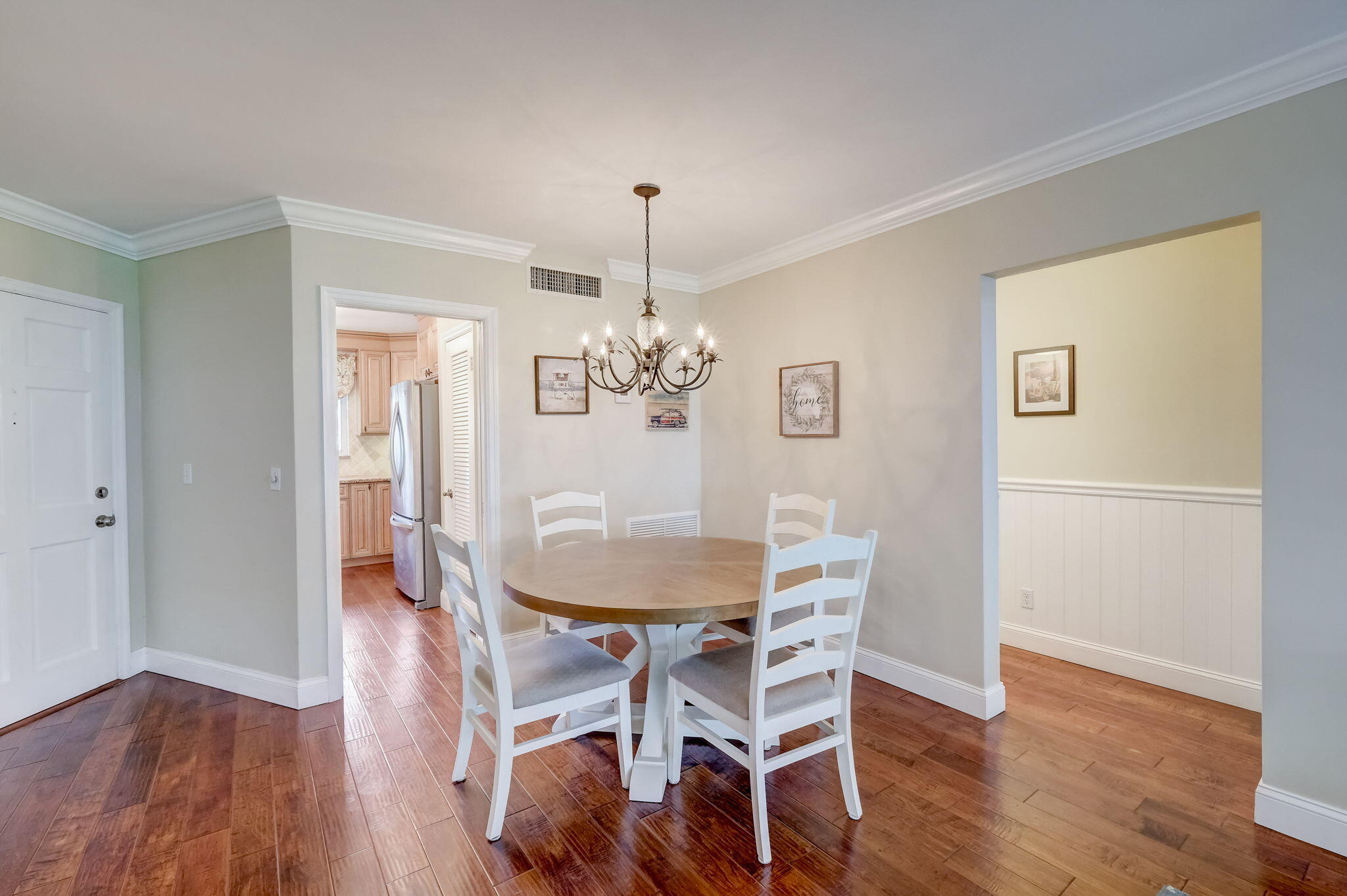 1 Westwood Avenue 104f